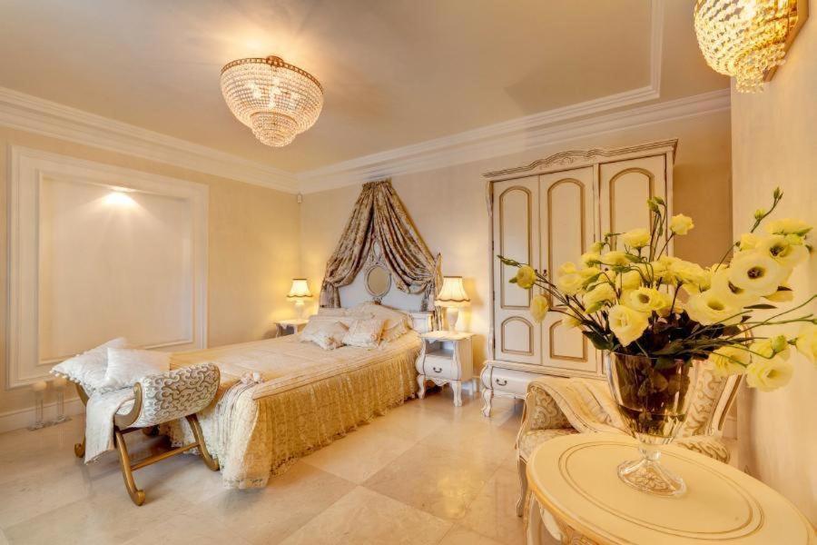 Villa Gloria Saint-Jeannet  Room photo